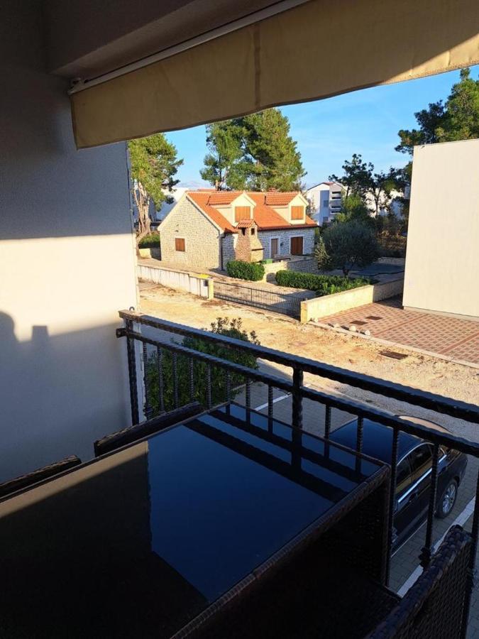 Apartman Lozancic Vir Kültér fotó