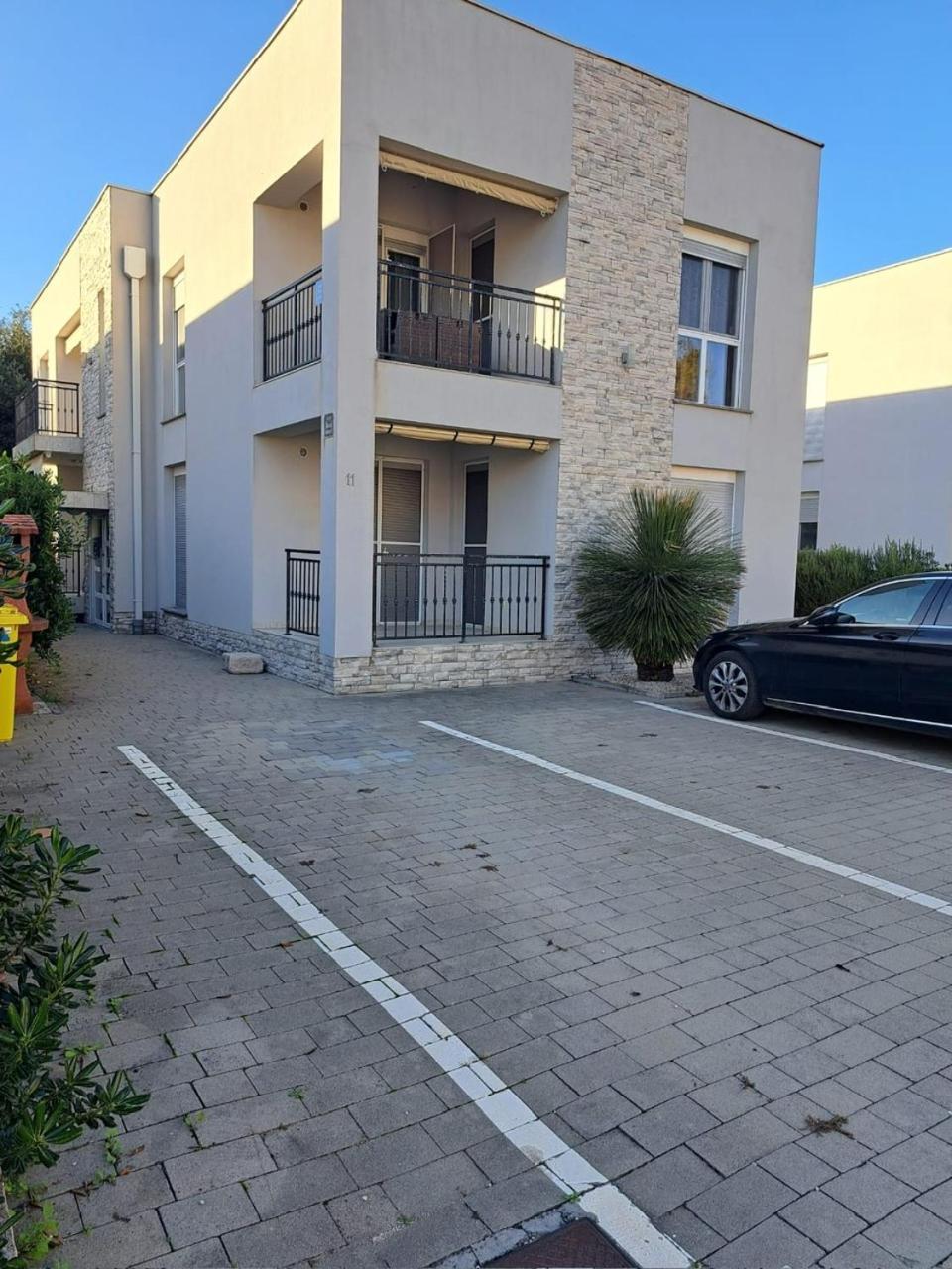 Apartman Lozancic Vir Kültér fotó