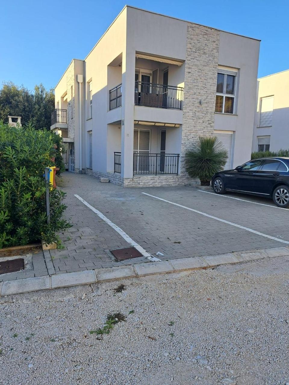 Apartman Lozancic Vir Kültér fotó